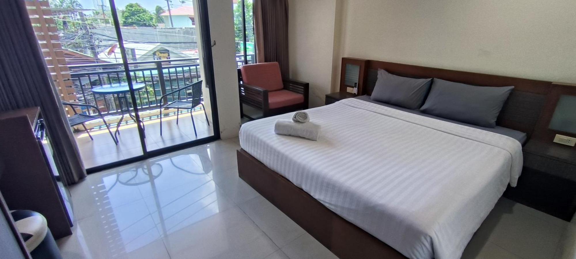 Kanpai Hotel Patong Εξωτερικό φωτογραφία